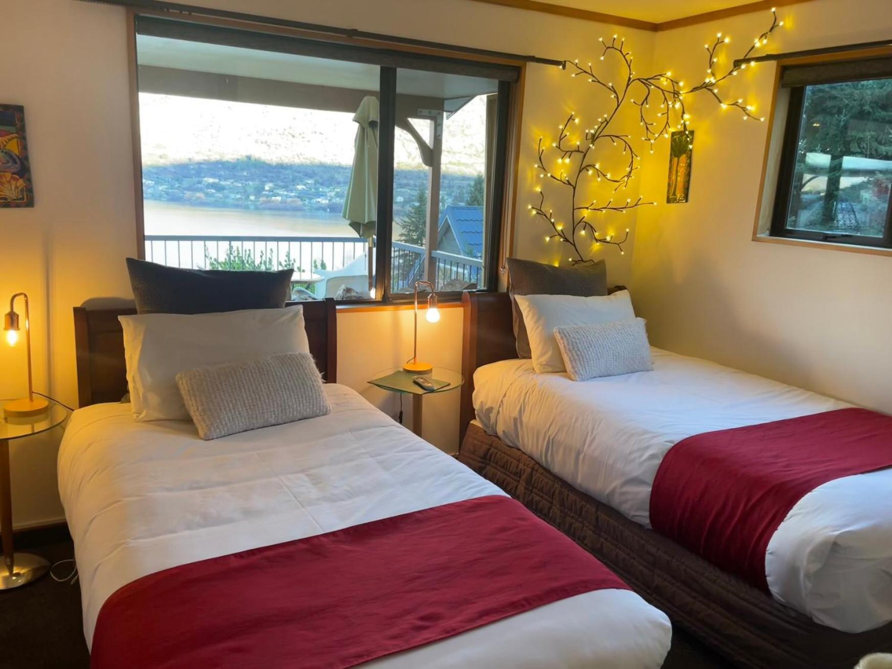 The Embassy B&B Queenstown Eksteriør bilde