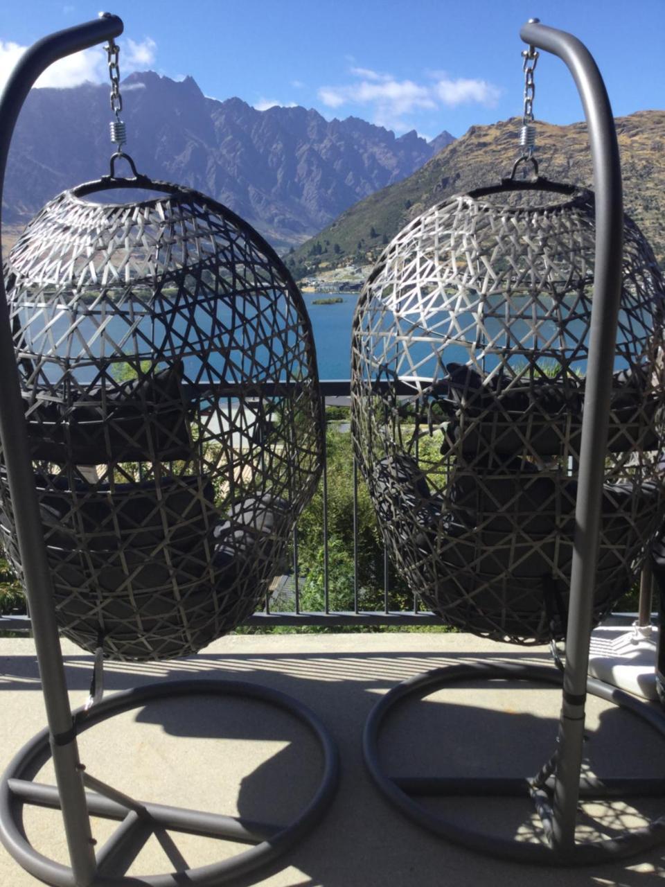 The Embassy B&B Queenstown Eksteriør bilde