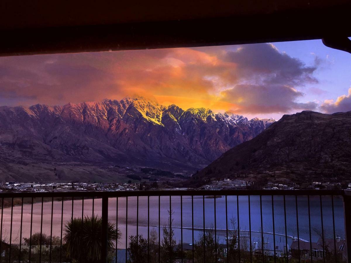 The Embassy B&B Queenstown Eksteriør bilde